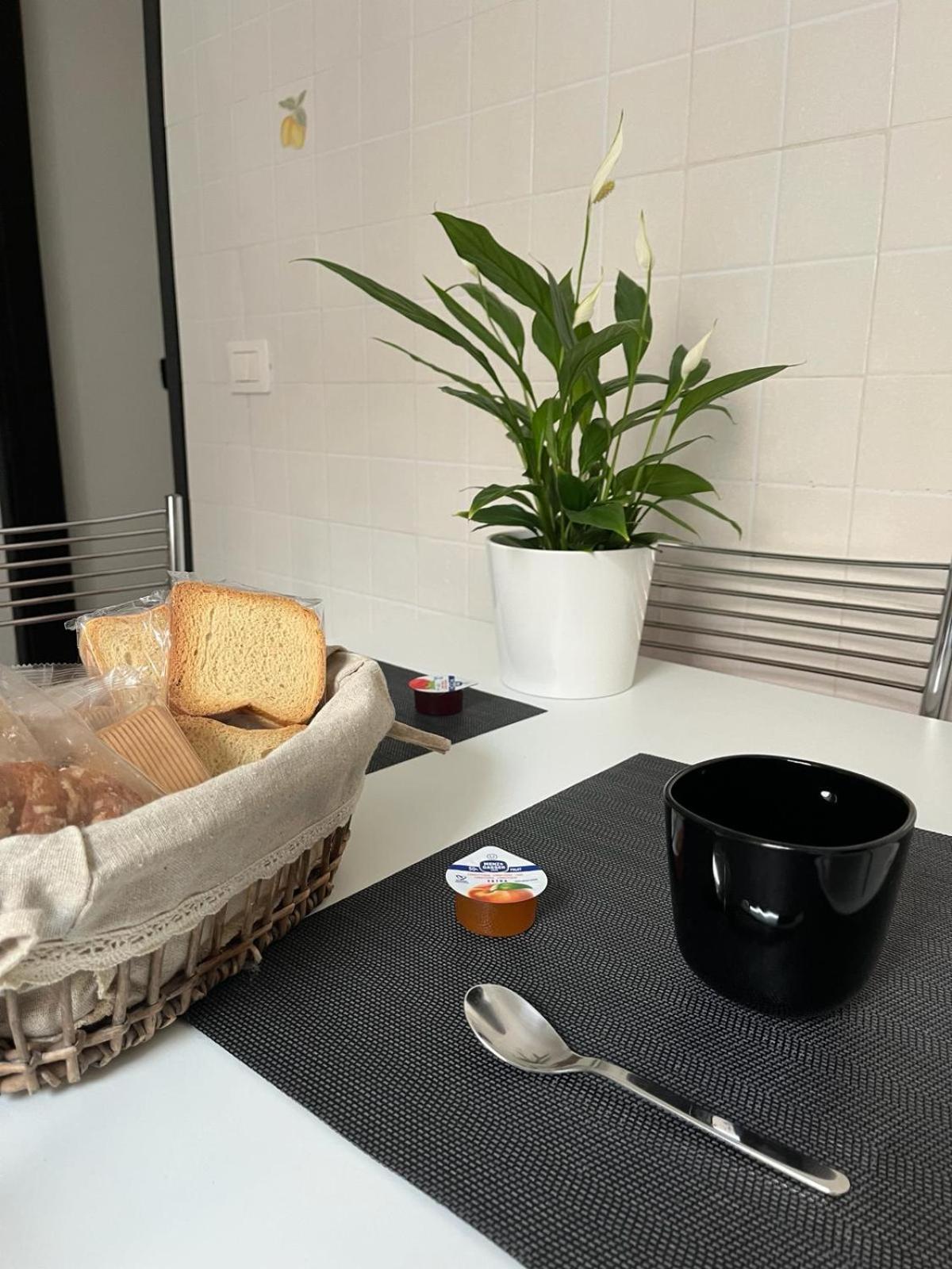 Luna Apartment Civitavecchia Eksteriør bilde