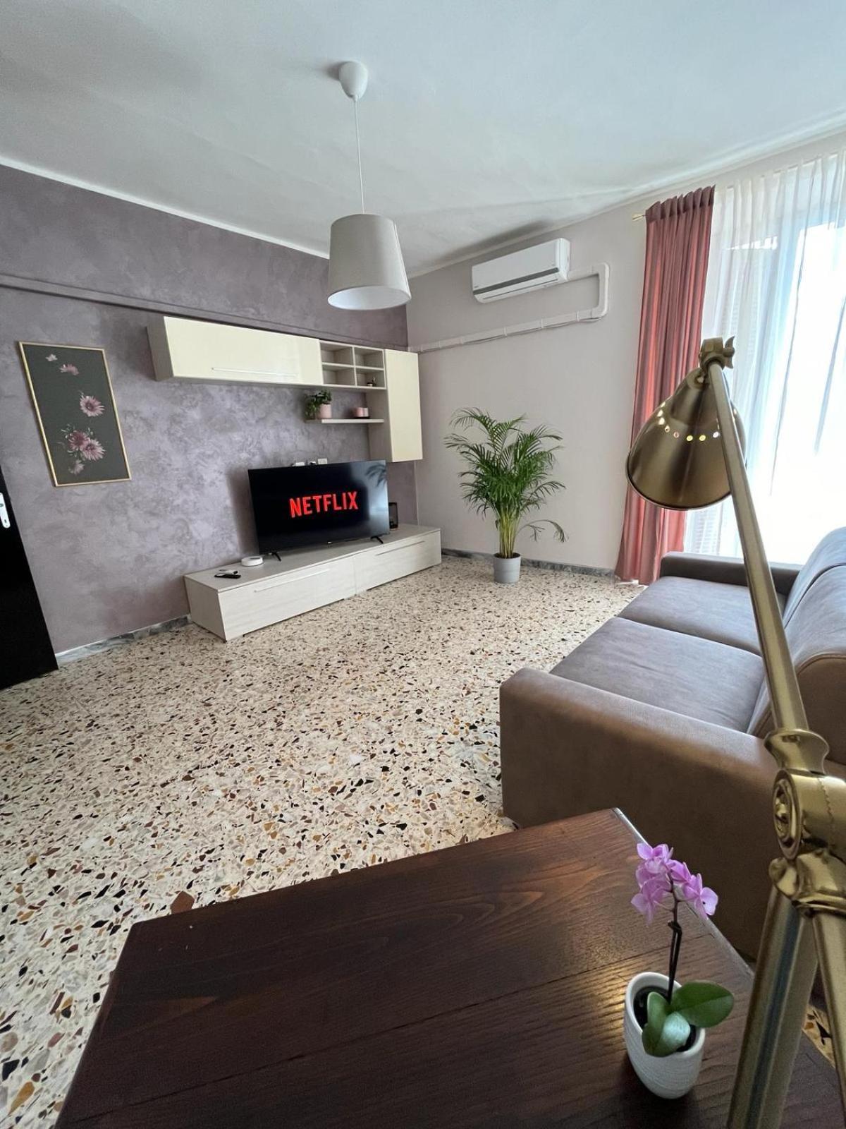 Luna Apartment Civitavecchia Eksteriør bilde